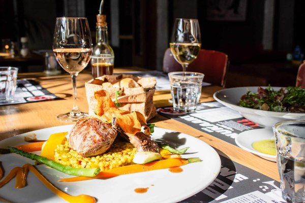 Comment choisir les accords parfaits pour accompagner un plat ?