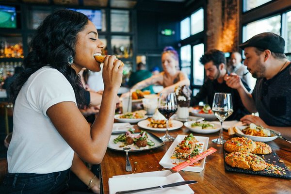 Avantages et inconvénients de séjourner dans un hôtel-restaurant